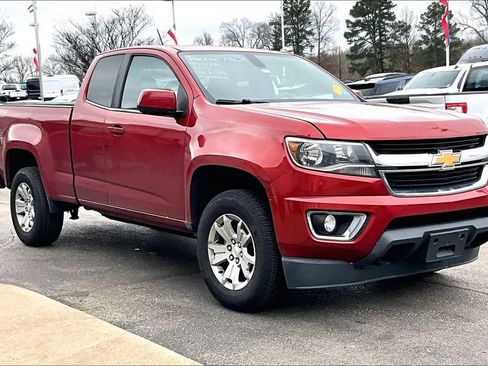 Used 2015 Chevrolet Colorado LT w/ LT Convenience Package image 1