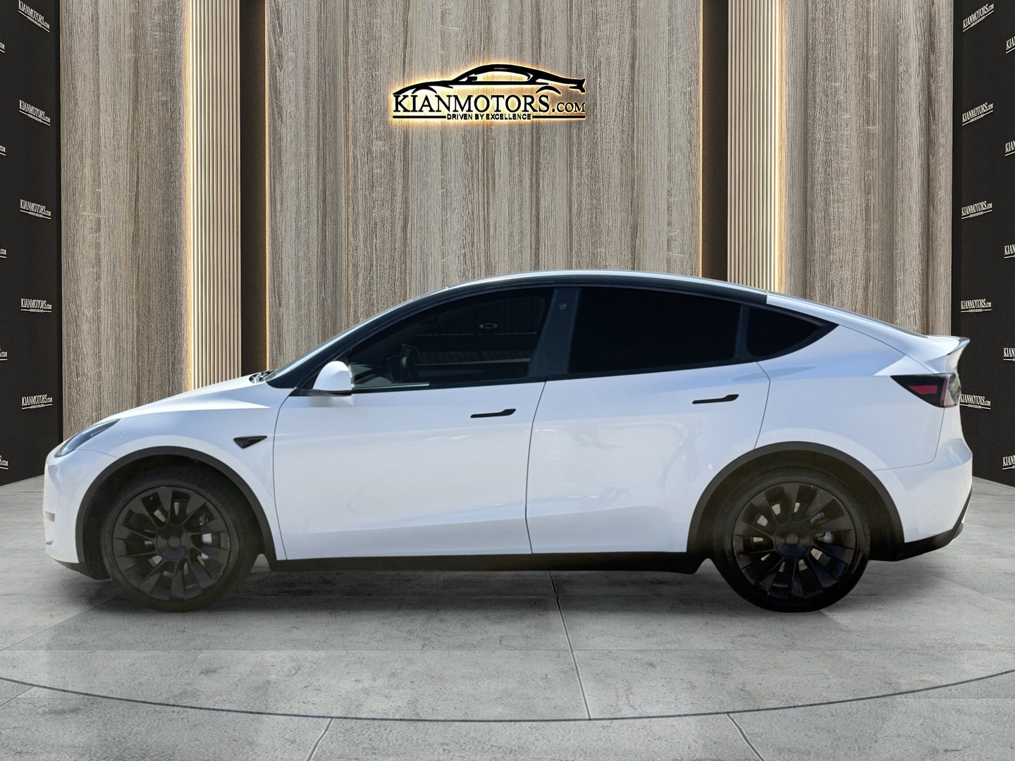 Used 2023 Tesla Model Y Long Range AWD/4WD image 8