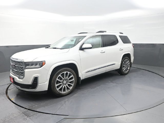 Used 2021 GMC Acadia Denali w/ Denali Ultimate Package AWD/4WD image 3
