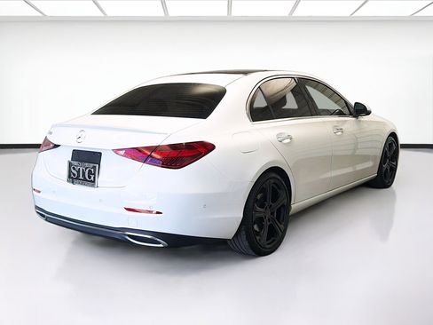 Used 2022 Mercedes-Benz C 300 C 300 EXCLUSIVE TRIM & PANORAM image 4