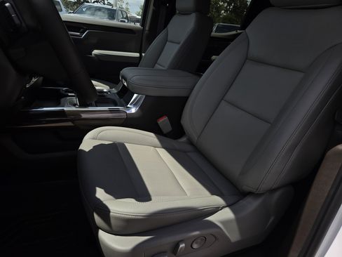 New 2026 Chevrolet Silverado 1500 RST AWD/4WD image 10