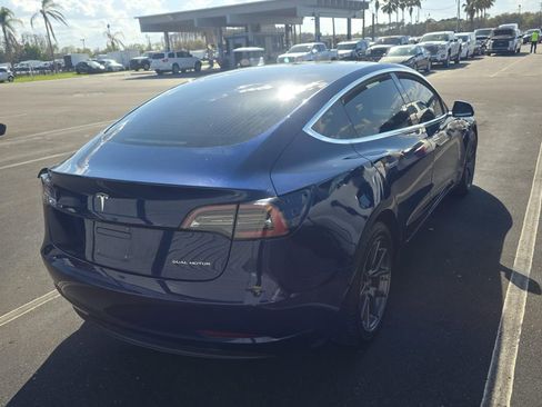 Used 2018 Tesla Model 3 Long Range image 2