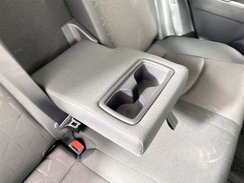 Used 2024 Toyota RAV4 Hybrid Woodland image 51