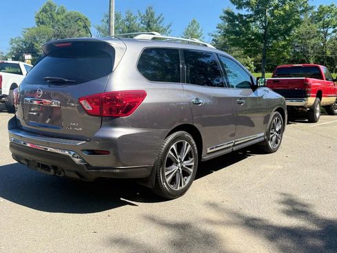 Used 2017 Nissan Pathfinder Platinum w/ Cargo Package AWD/4WD image 7