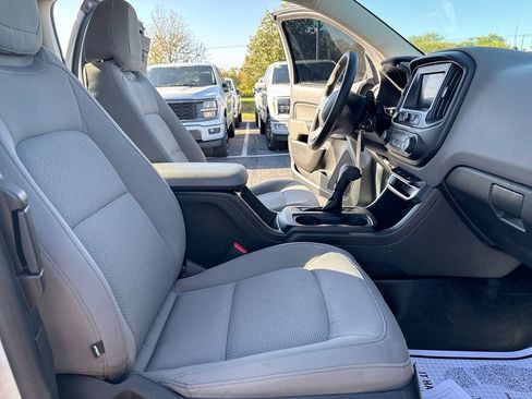 Used 2020 Chevrolet Colorado W/T image 21