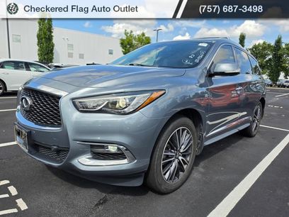 Used 2017 INFINITI QX60 Luxe w/ Premium Plus Package