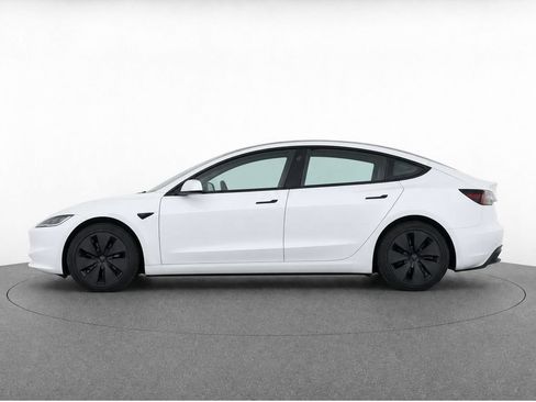 Used 2025 Tesla Model 3 RWD image 6