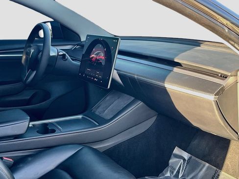 Used 2023 Tesla Model 3 Standard Range RWD image 28