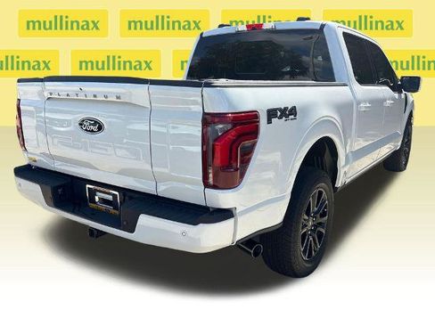 Certified 2025 Ford F150 Platinum w/ FX4 Off-Road Package AWD/4WD image 4