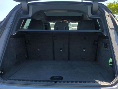 Certified 2023 BMW iX xDrive50 w/ Premium Package AWD/4WD image 32