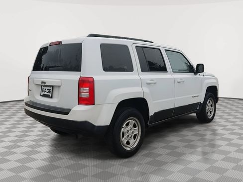 Used 2016 Jeep Patriot Sport w/ Power Value Group AWD/4WD image 22