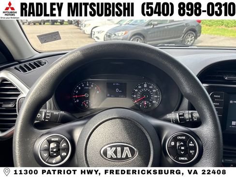 Used 2021 Kia Soul LX FWD image 6