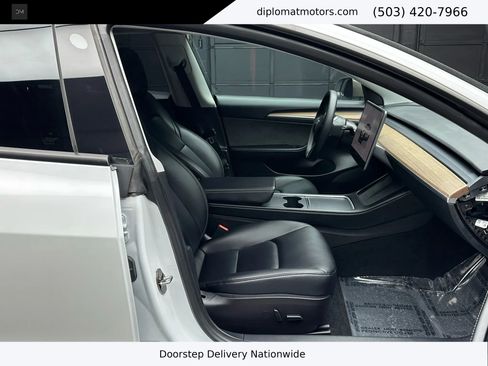 Used 2022 Tesla Model 3 Performance image 19