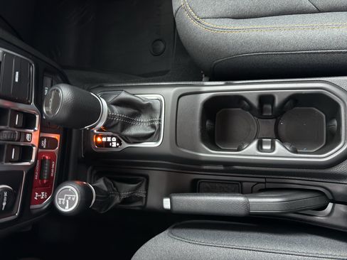 New 2026 Jeep Gladiator Sport AWD/4WD image 22