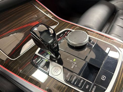 Used 2022 BMW X5 xDrive40i w/ Premium Package image 17