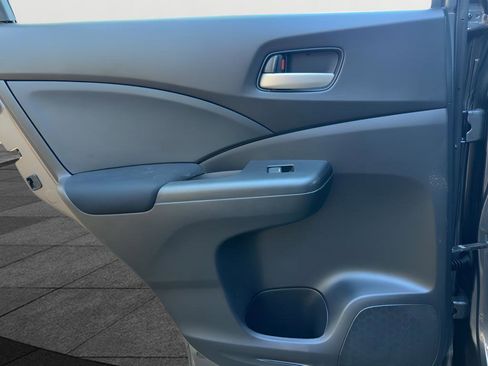 Used 2015 Honda CR-V LX image 34