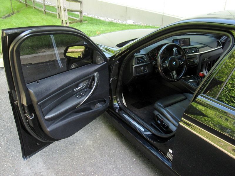 Used 2013 BMW 335i xDrive Sedan AWD/4WD image 18