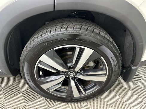 Used 2021 Nissan Rogue Platinum image 23