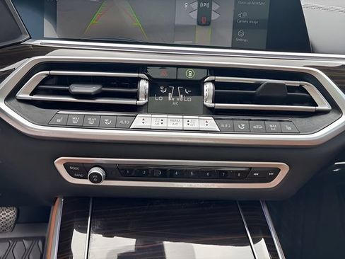 Used 2023 BMW X5 xDrive40i w/ Premium Package AWD/4WD image 24