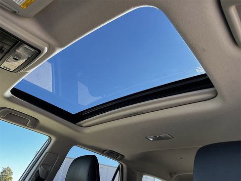 Used 2020 Toyota 4Runner Limited image 21