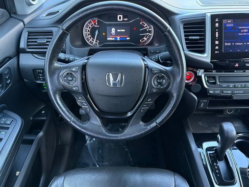 Used 2019 Honda Ridgeline RTL-E image 18