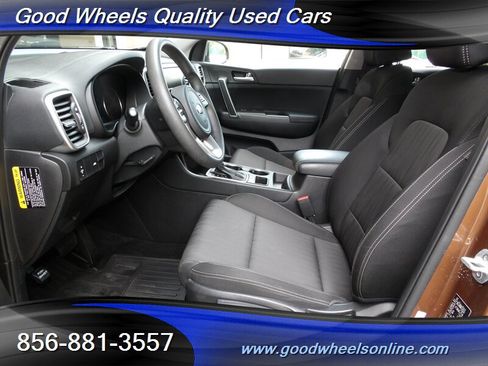 Used 2020 Kia Sportage LX FWD image 13