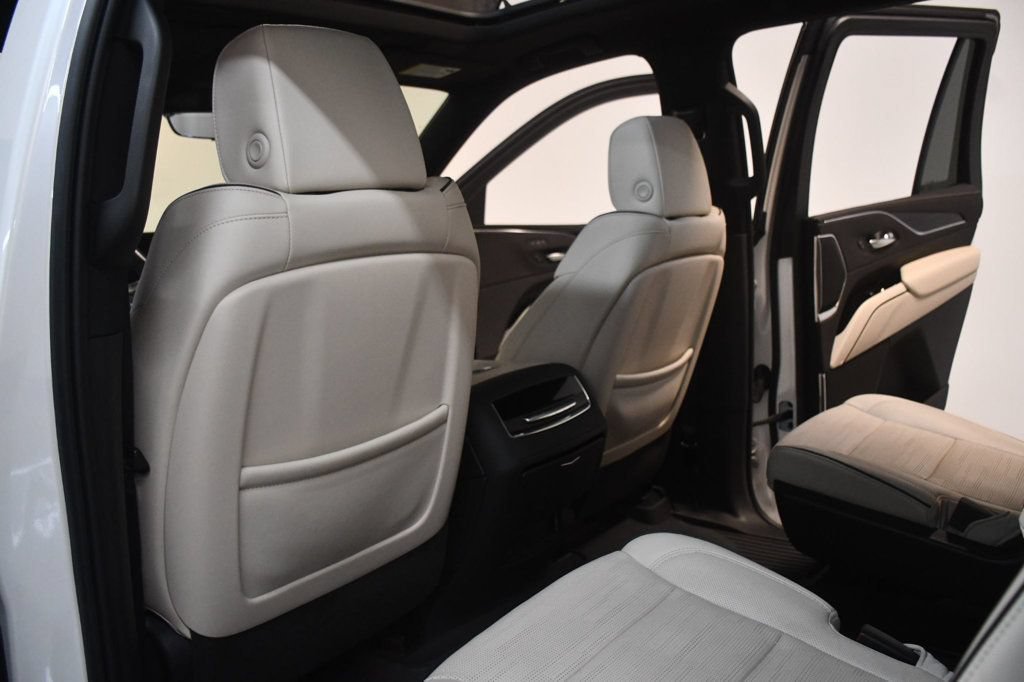 Used 2022 Cadillac Escalade Sport w/ Touring Package AWD/4WD image 32
