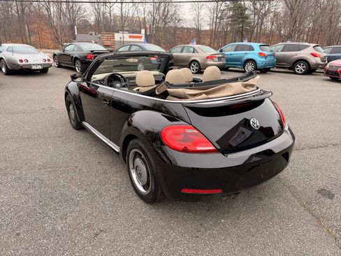 Used 2013 Volkswagen Beetle 2.5 image 10