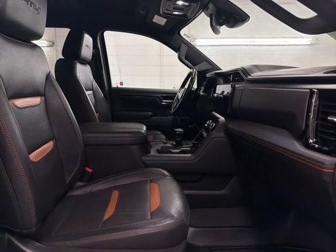 Used 2023 GMC Sierra 1500 AT4 w/ AT4 Premium Package image 29
