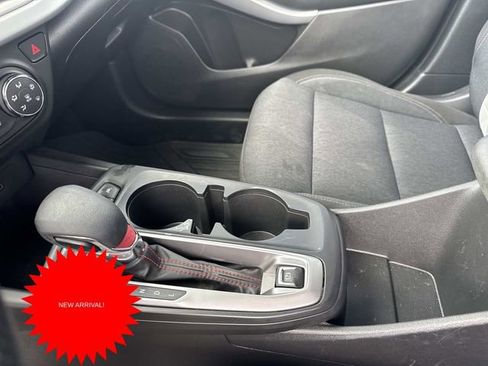 Used 2024 Chevrolet Trax RS w/ Sunroof Package image 18