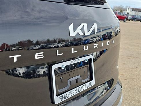 Used 2023 Kia Telluride AWD image 31