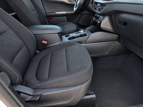 Used 2025 Ford Escape Active w/ Tech Pack #1 AWD/4WD image 41