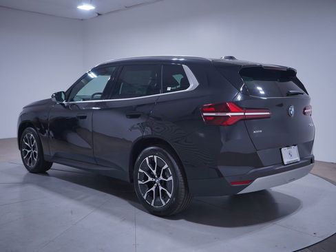 Used 2025 BMW X3 xDrive30 w/ Convenience Package AWD/4WD image 3