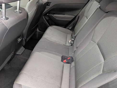 Used 2024 Subaru Crosstrek 2.0i Premium image 28