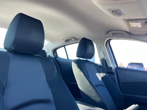 Used 2014 MAZDA MAZDA3 i SV image 13