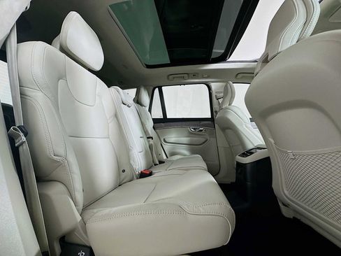 New 2026 Volvo XC90 T8 Ultra w/ Lounge Package image 26