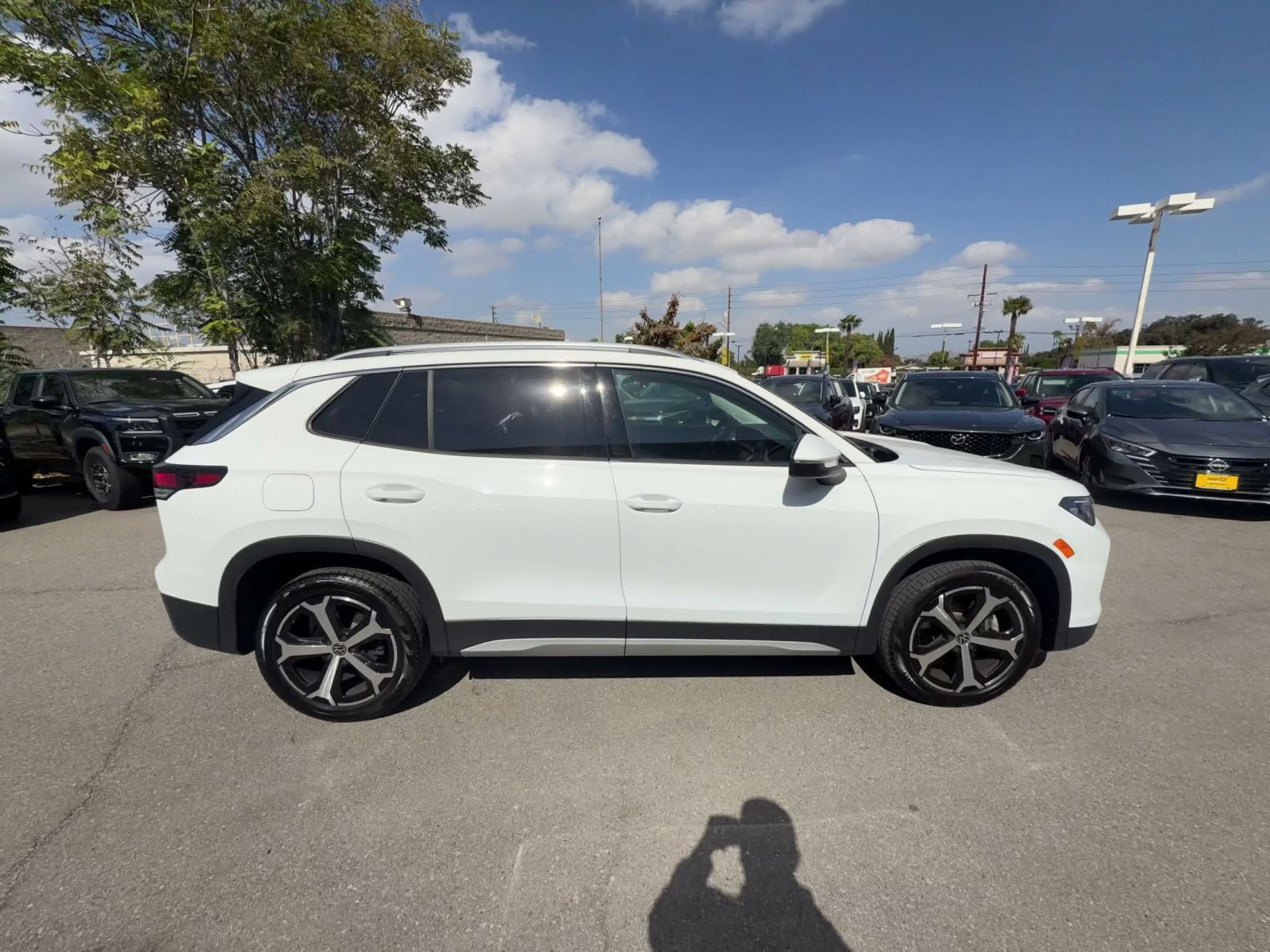 Used 2026 Volkswagen Tiguan SE AWD/4WD image 15