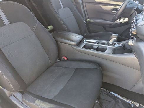 Used 2021 Nissan Sentra SV image 8