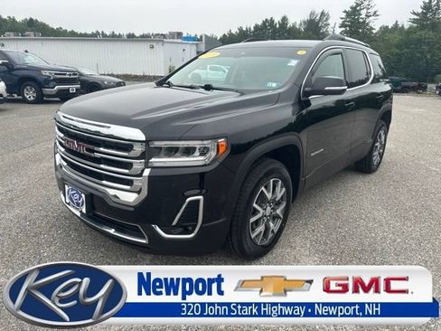 Used 2023 GMC Acadia SLT AWD/4WD image 1