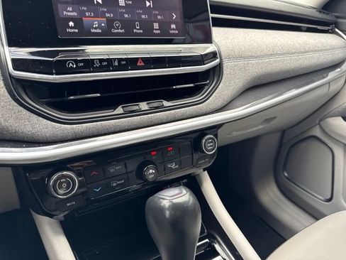 Certified 2022 Jeep Compass Latitude AWD/4WD image 27