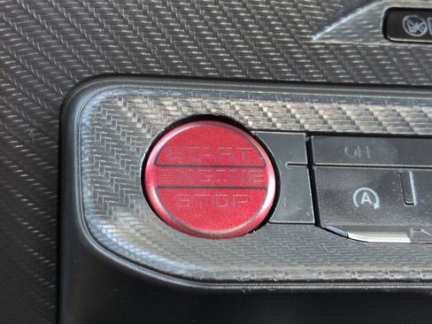 Used 2025 Ford Mustang Premium RWD image 27