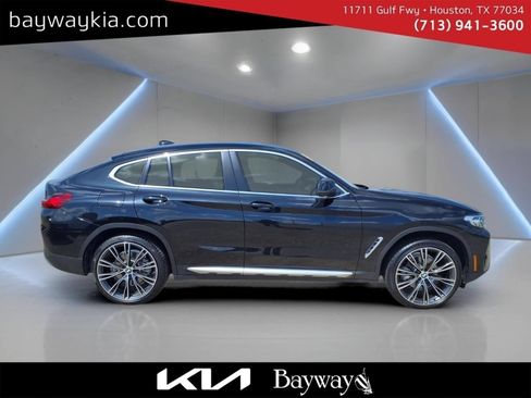 Used 2025 BMW X4 xDrive30i w/ Premium Package AWD/4WD image 8