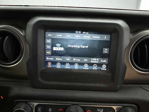 Used 2021 Jeep Gladiator Sport image 13