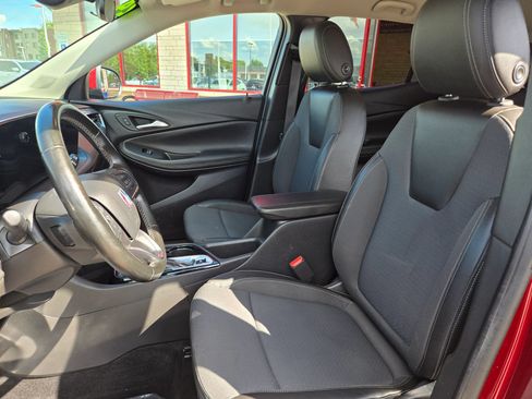 Used 2024 Buick Encore GX Preferred FWD image 11