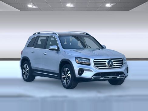 Used 2026 Mercedes-Benz GLB 250 image 7