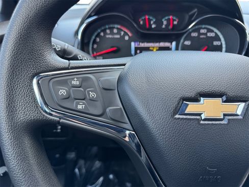 Used 2017 Chevrolet Cruze LT w/ Sun And Sound Package image 22