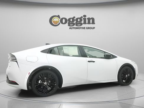 New 2026 Toyota Prius Plug-In Hybrid image 22