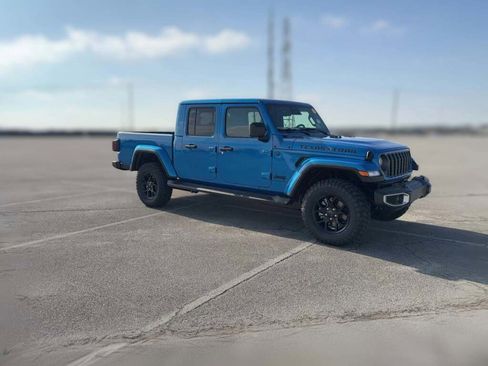 New 2026 Jeep Gladiator Sport image 16
