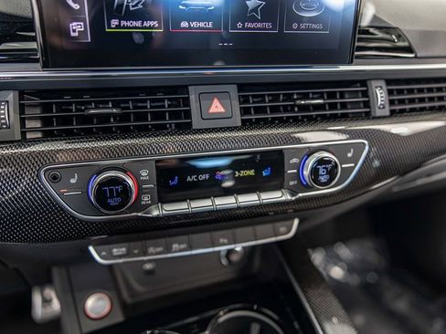 Used 2023 Audi S4 Premium w/ Convenience Package image 26