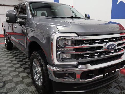 Used 2024 Ford F350 Lariat w/ Lariat Ultimate Package AWD/4WD image 24
